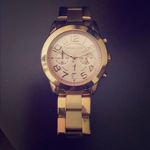 Like new Michael Kors Rose Gold Watch